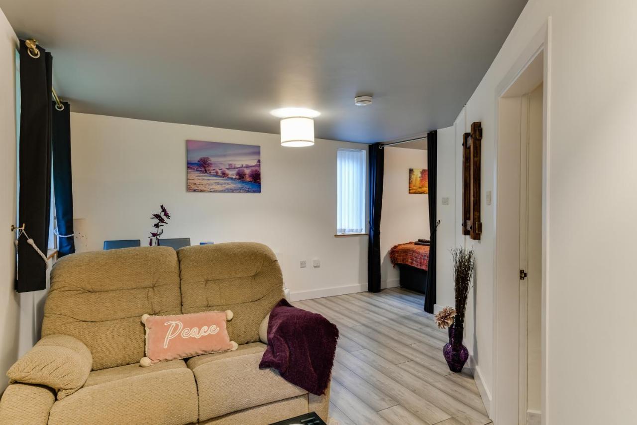 1 Bedroom Swinley Apartment L Free Parking L Wigan Royal Infirmary L Haigh Hall L Central Location Exterior foto